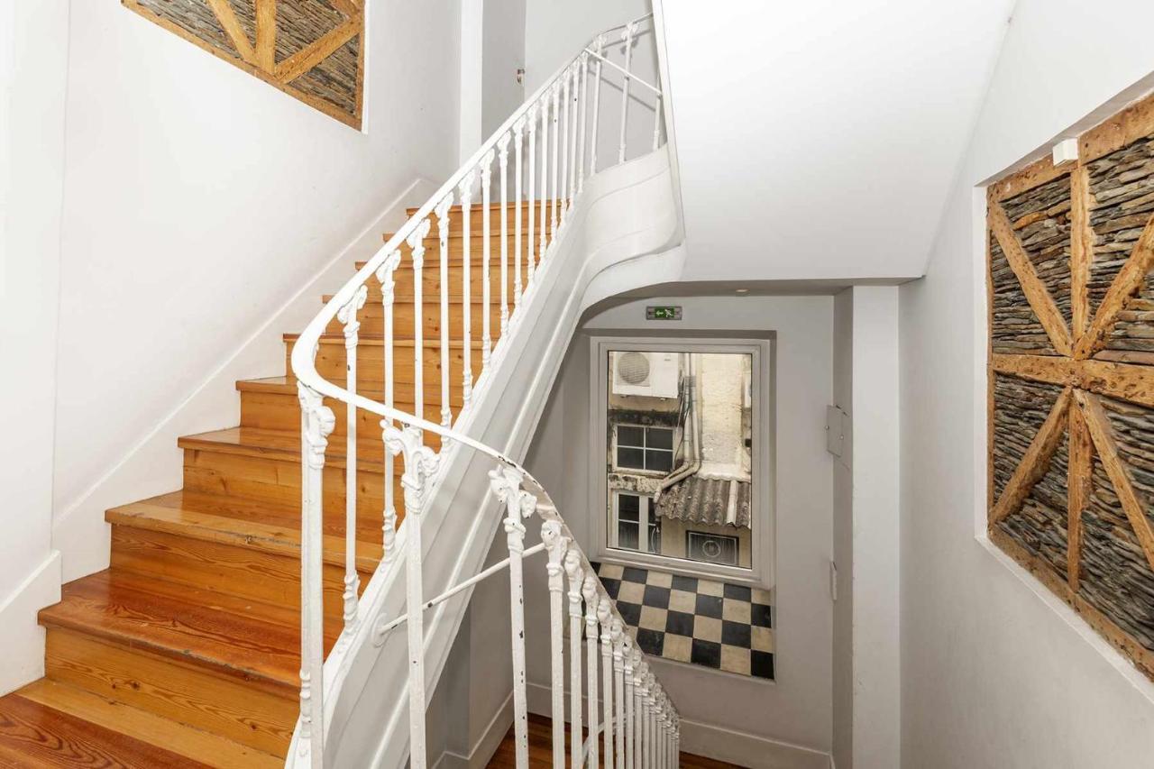 Pombalino Design Apartment Em Baixachiado Лиссабон Экстерьер фото